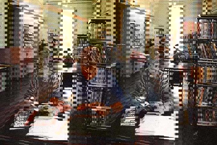 1993 College Gained Independence